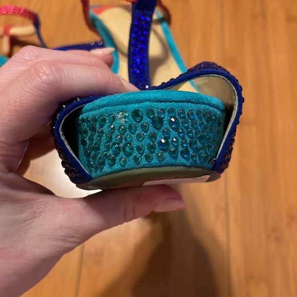 Gianni Bini Heels - Picture 3 of 4